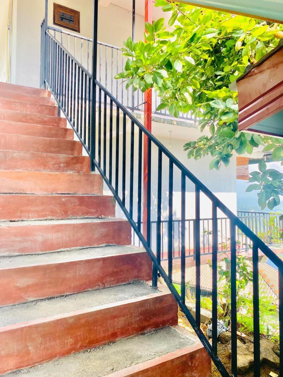 Pleasant Peak Bed & Breakfast Ела Екстериор снимка