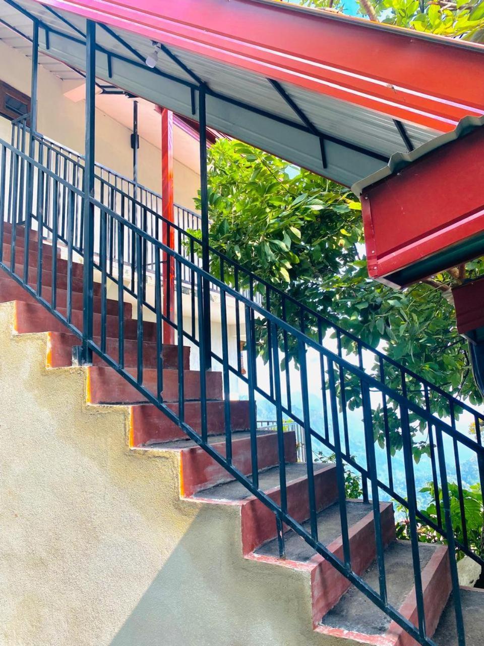 Pleasant Peak Bed & Breakfast Ела Екстериор снимка