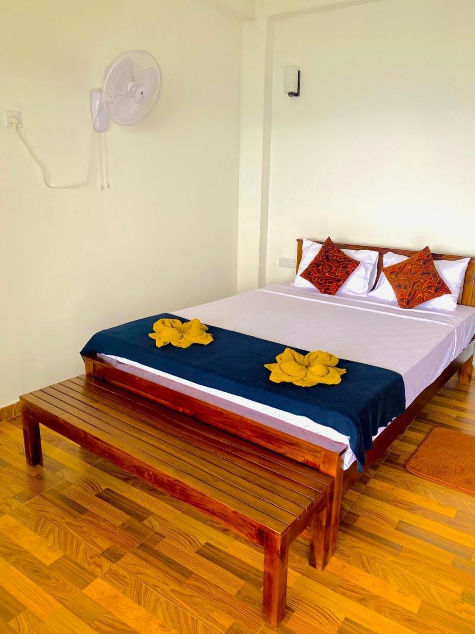 Pleasant Peak Bed & Breakfast Ела Екстериор снимка