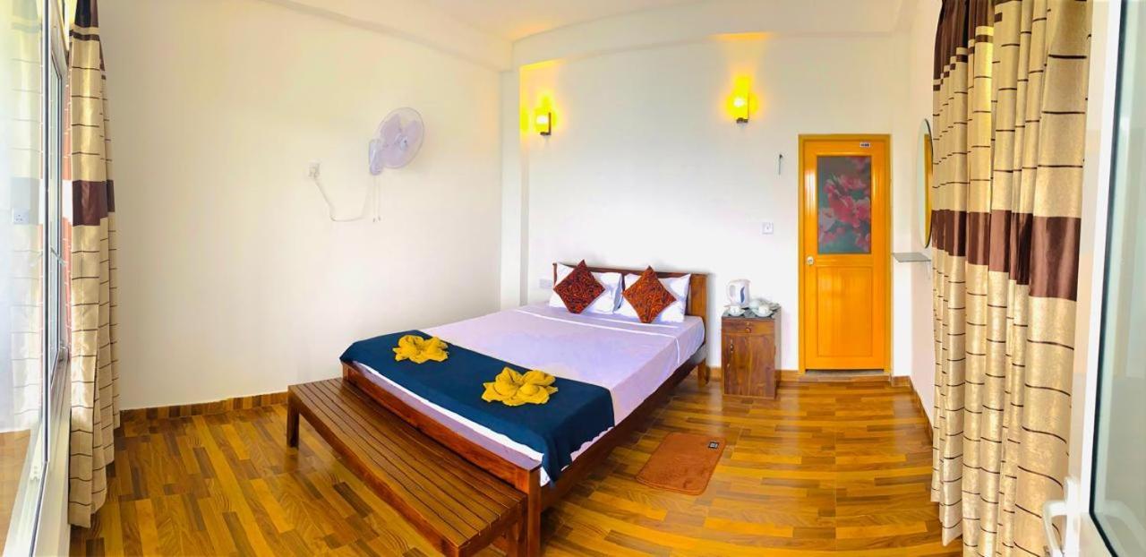 Pleasant Peak Bed & Breakfast Ела Екстериор снимка