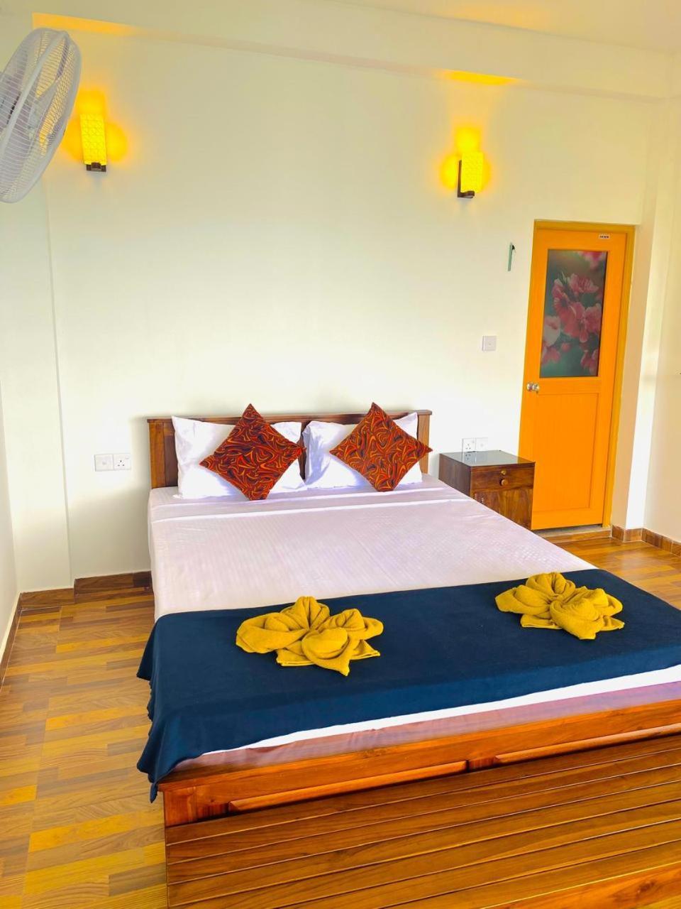 Pleasant Peak Bed & Breakfast Ела Екстериор снимка